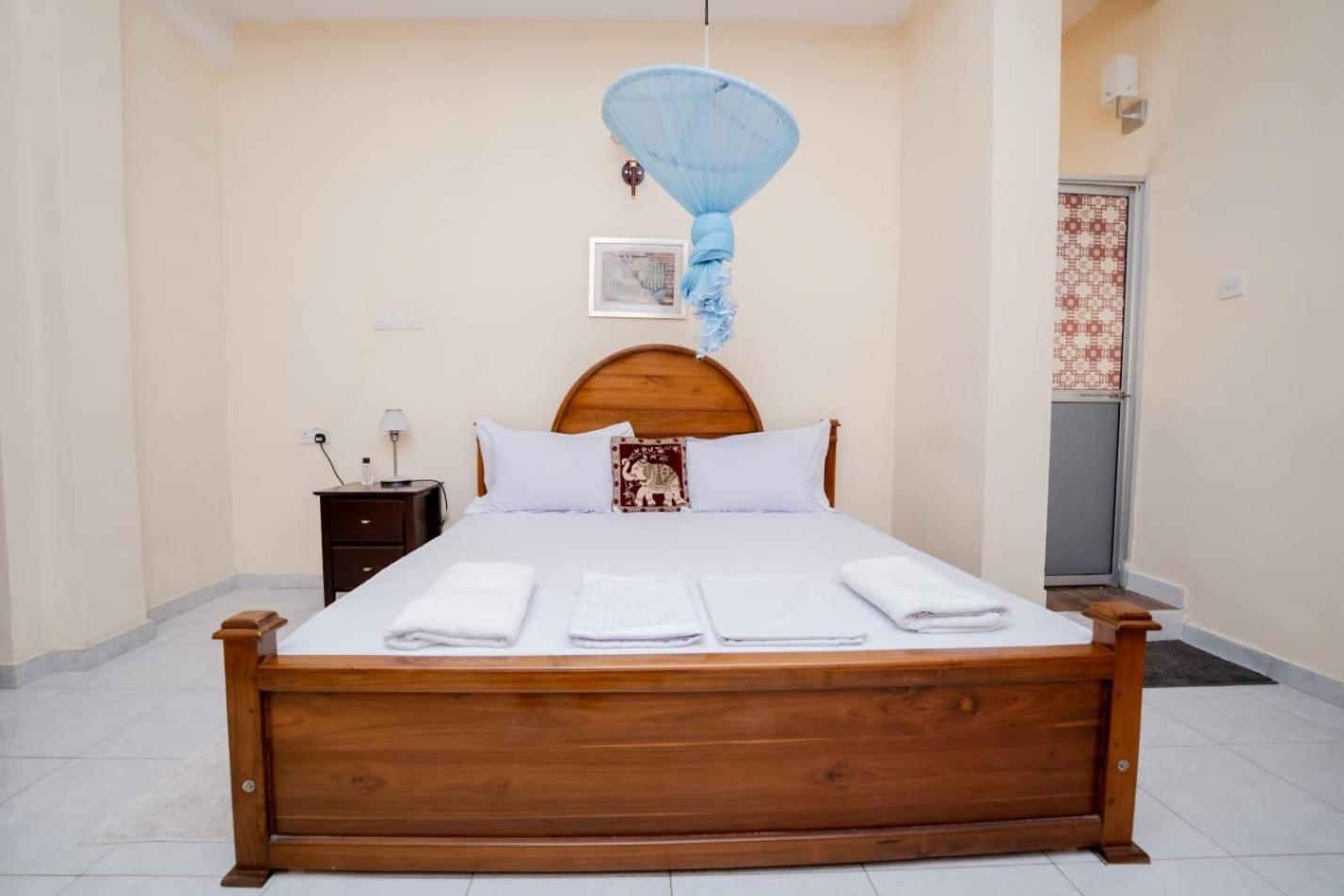 Suwani Pinnawala Homestay Esterno foto